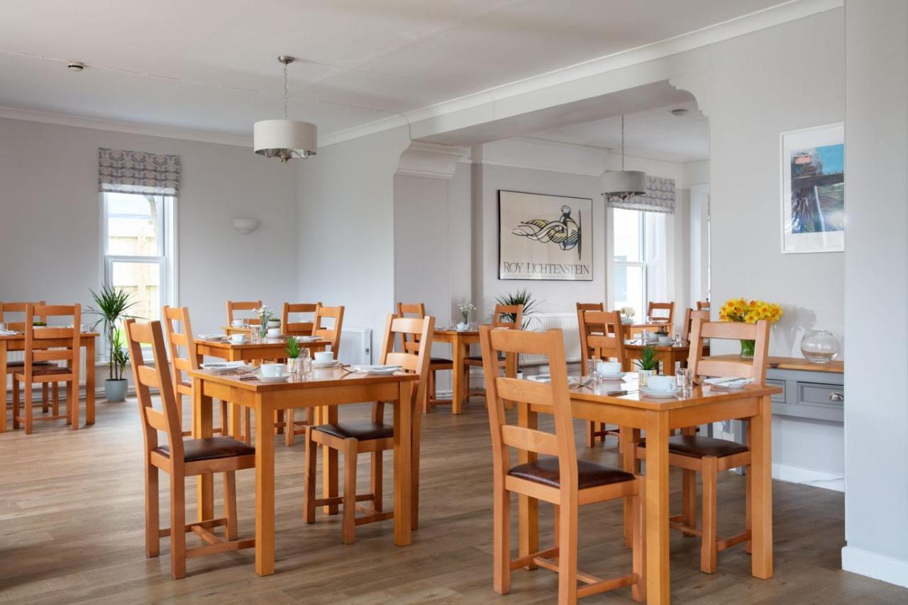 Gyllyngvase House Hotel Falmouth Bagian luar foto